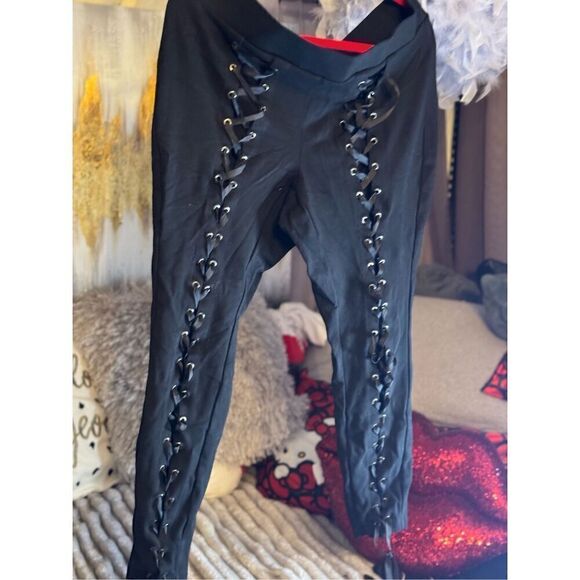 Torrid premium leggings/Premium Ponte Lace-Up Pixie Pant - Black 2xl 2 xxl - Picture 3 of 7